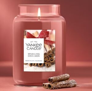 Yankee Candle Sparkling Cinnamon in Rich Red